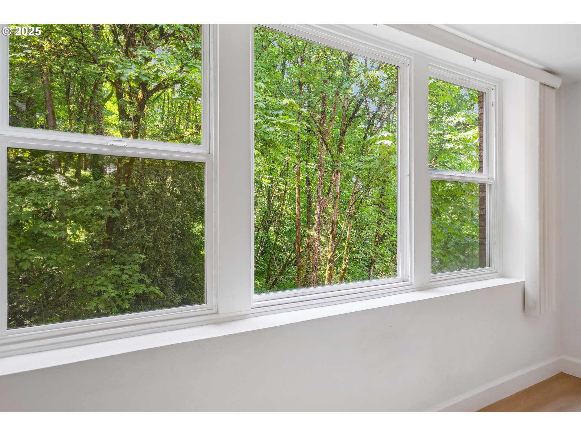 1205 Southwest Cardinell Drive, Unit 604 Portland, OR 97201 - Photo 11 of 25