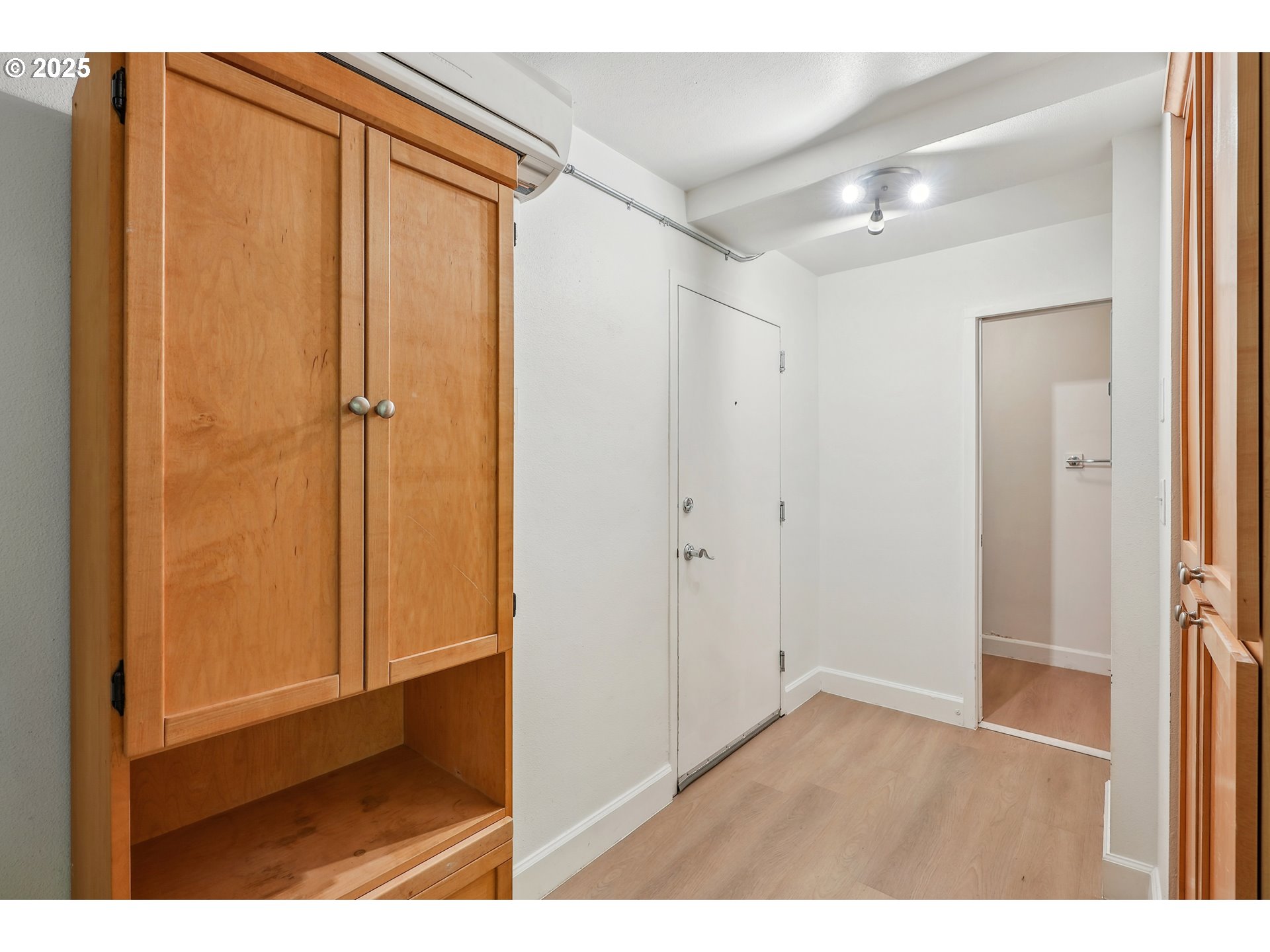 1205 Southwest Cardinell Drive, Unit 604 Portland, OR 97201 - Photo 15 of 25