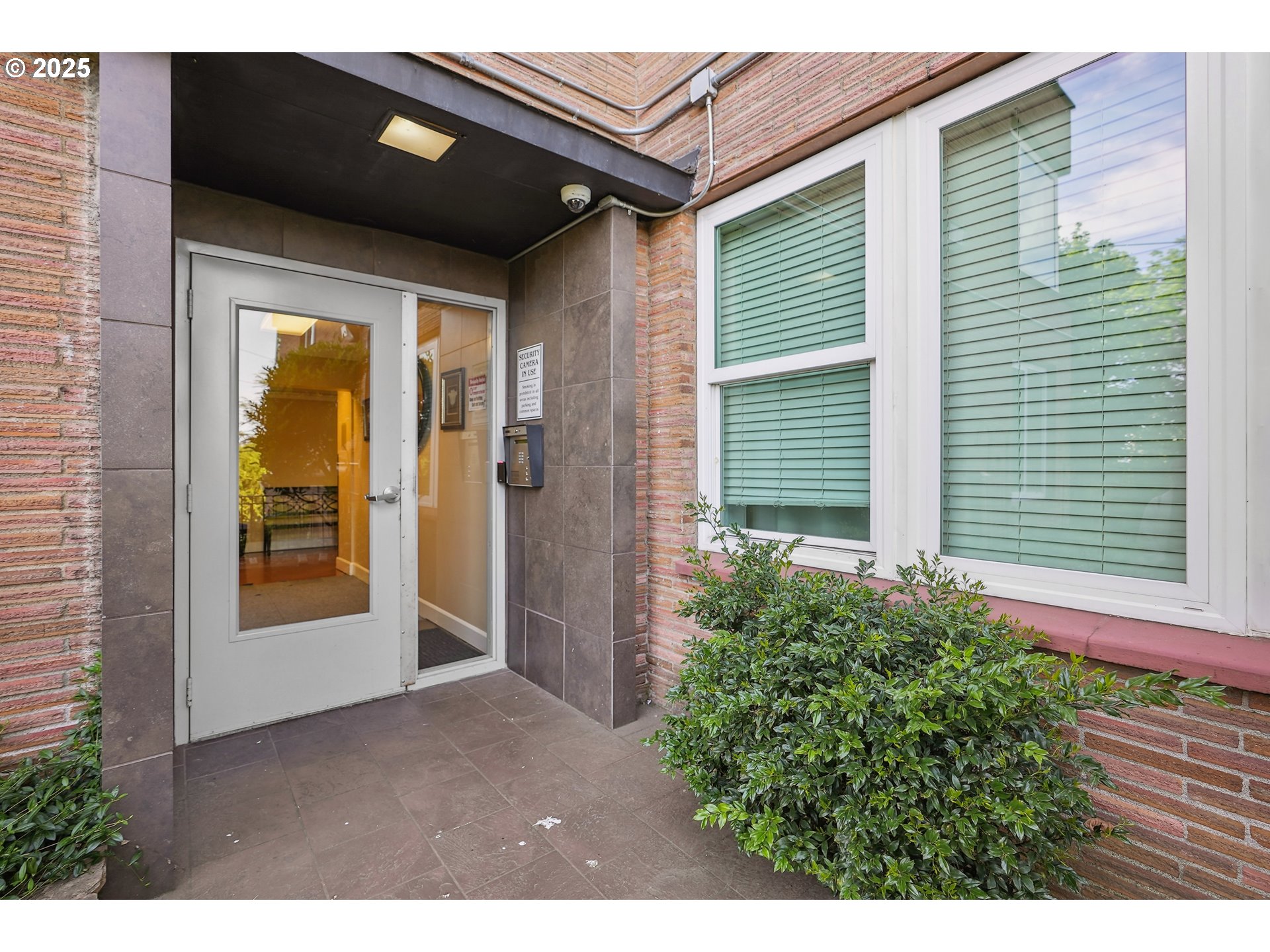 1205 Southwest Cardinell Drive, Unit 604 Portland, OR 97201 - Photo 22 of 25