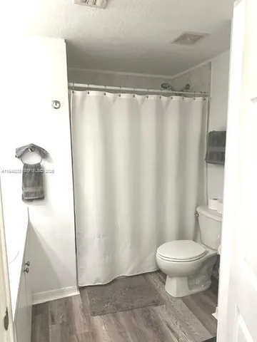 $2,200 | 3500 Coral Way, Unit 414, Miami, FL 33145