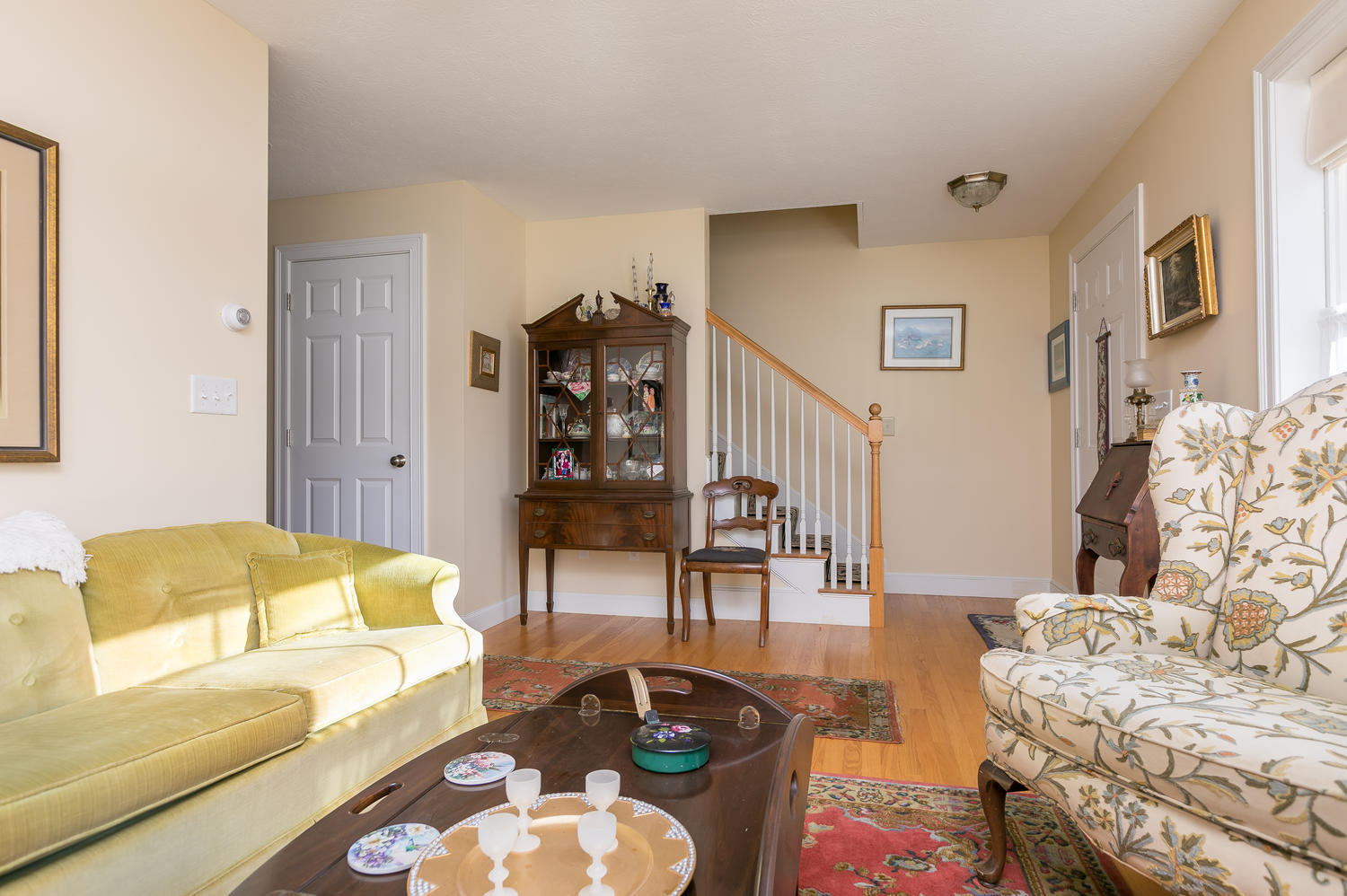 17 Old Bog Road, Unit 17 Cape Elizabeth, ME 04107 - Photo 6 of 26 Living Room