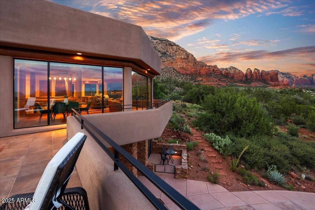 750 Rhapsody Road Sedona, AZ 86336 - Photo 59 of 67 Patio Glow