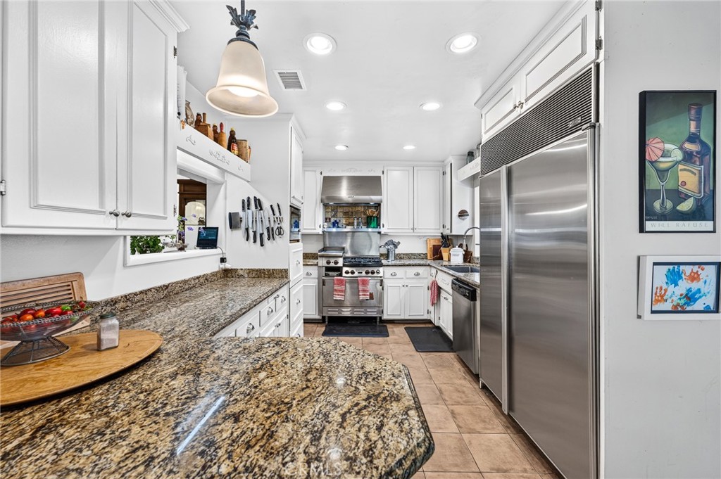 15091 Golden Star Avenue Riverside, CA 92506 - Photo 21 of 55