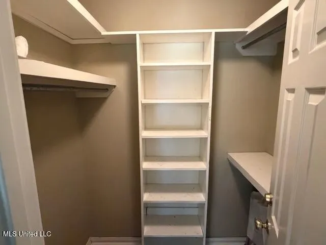 $1,950 | 224 Cobblestone Drive, Madison, MS 39110