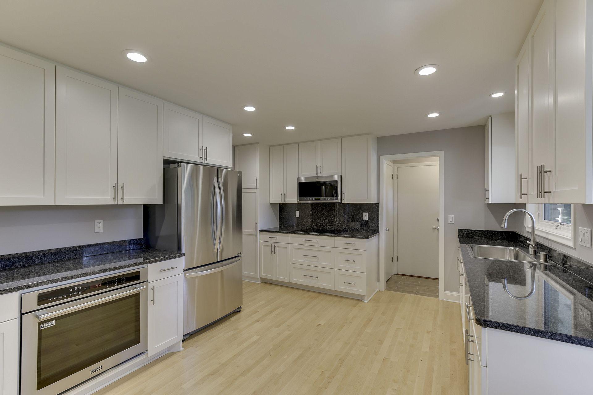 4222 Basswood Road Minneapolis, MN 55416 - Photo 11 of 68