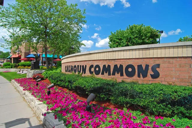 $4,395 | 4222 Basswood Road, Minneapolis, MN 55416