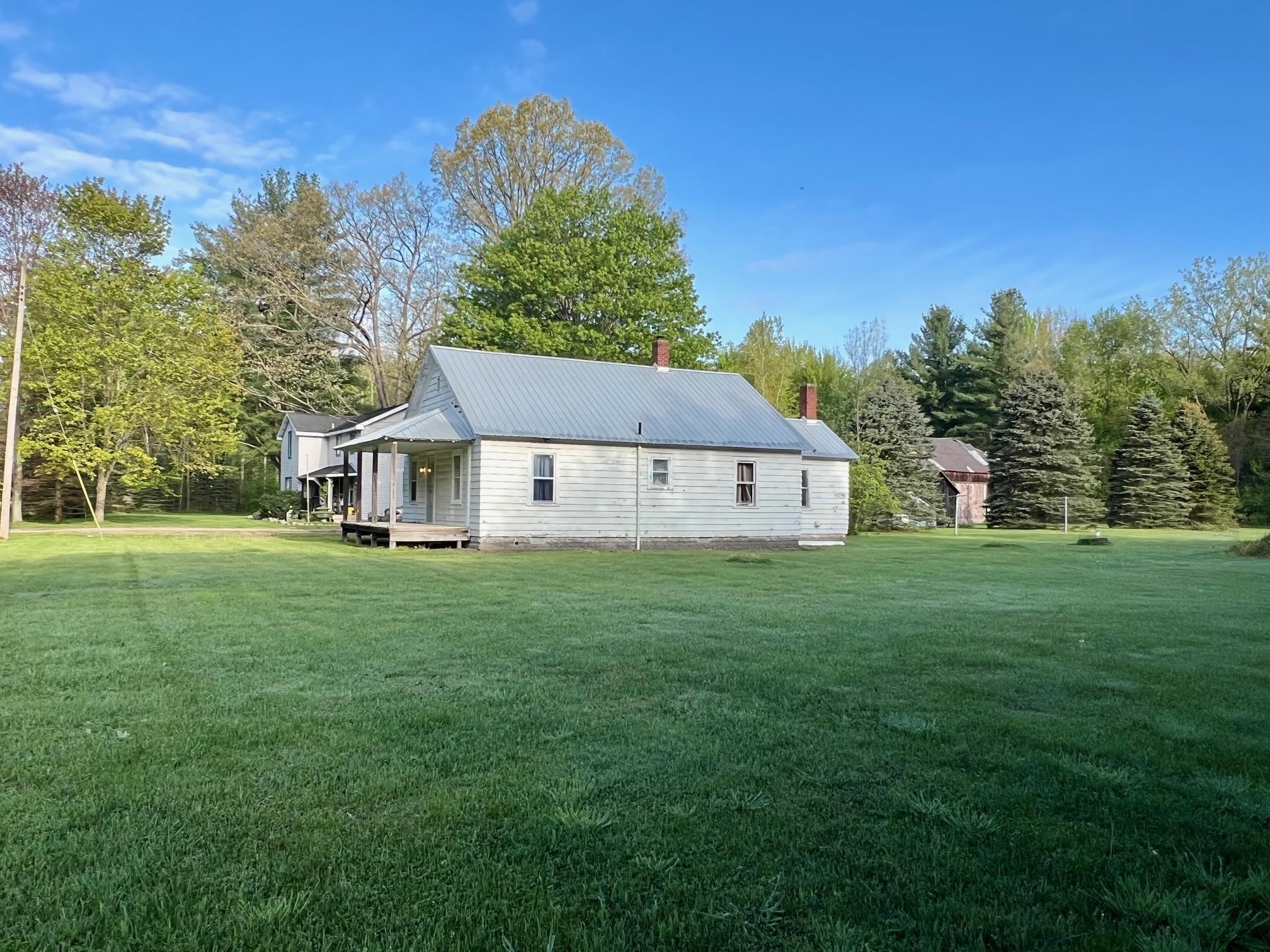 3149 East Burt Road Burt, MI 48417 - Photo 2 of 24 50141352-89ff85b5-e56a-449d-b78d-c9b5ee49c545.JPG