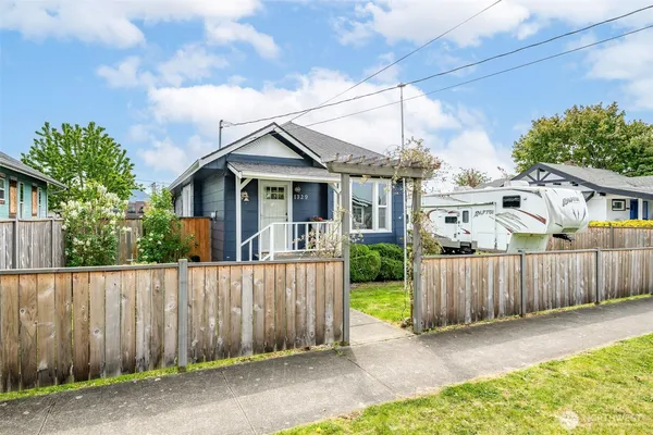 $459,500 | 1329 Porter Street, Enumclaw, WA 98022