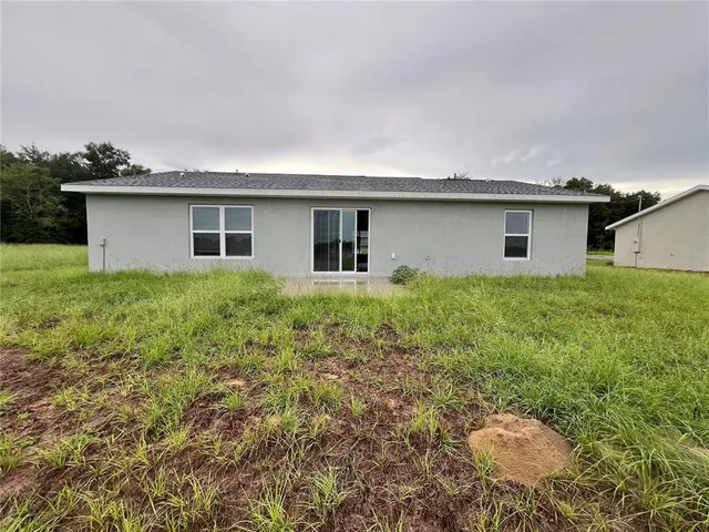 $1,625 | 9 Maple Lane, Ocklawaha, FL 32179