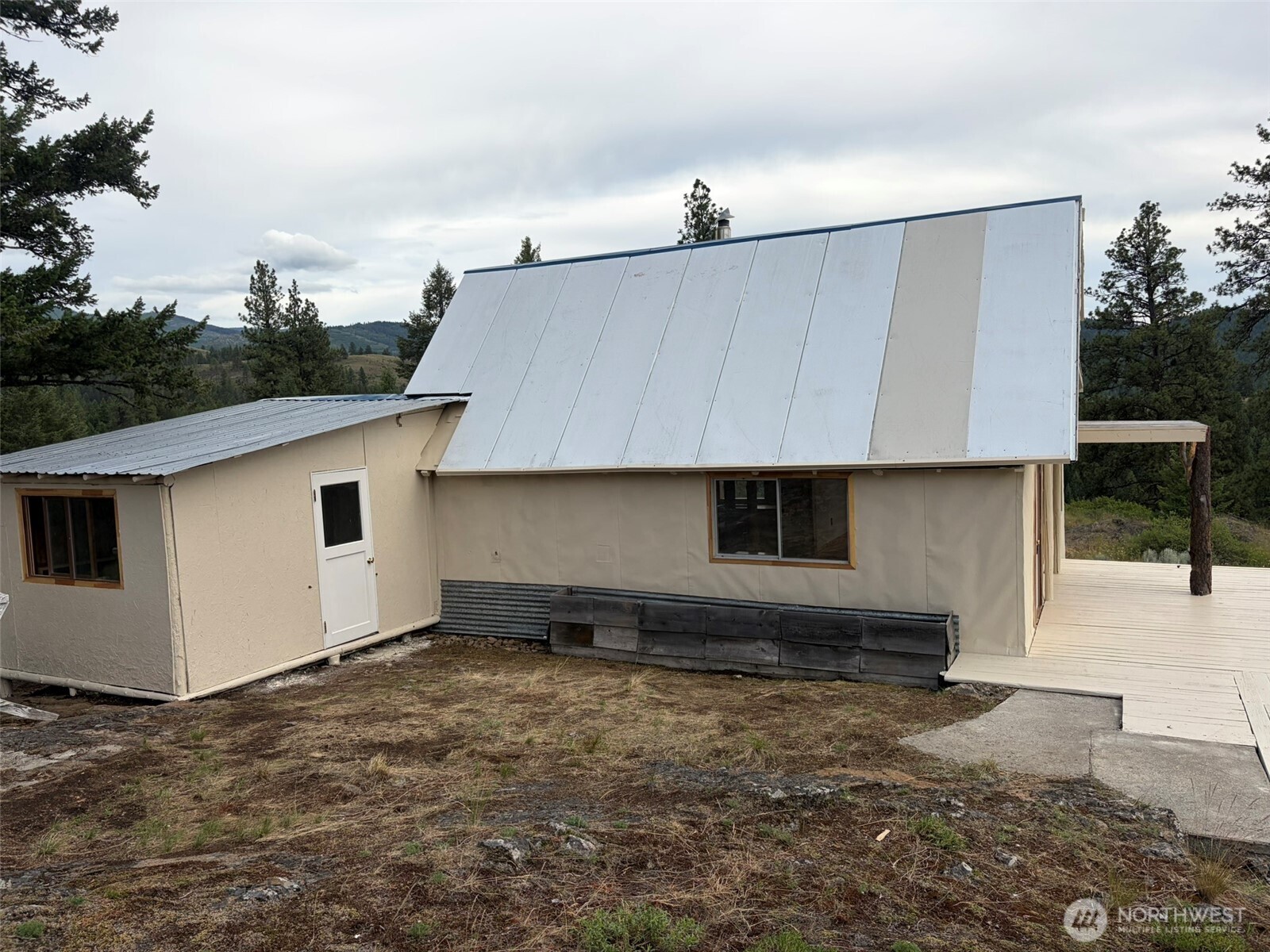 184 North Lambert Lane Republic, WA 99166 - Photo 1 of 33