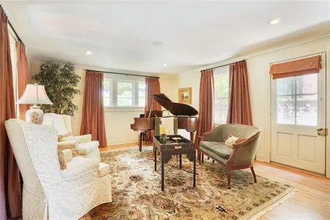 $1,342,000 | 43 Farnham Place, Metairie, LA 70005
