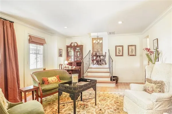 $1,342,000 | 43 Farnham Place, Metairie, LA 70005