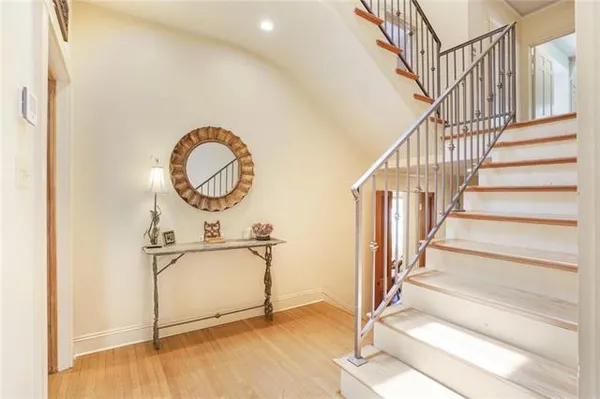 $1,342,000 | 43 Farnham Place, Metairie, LA 70005