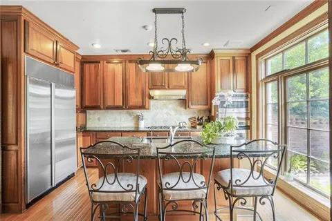 $1,342,000 | 43 Farnham Place, Metairie, LA 70005