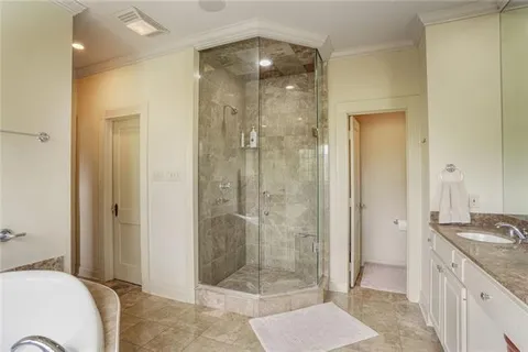 $1,342,000 | 43 Farnham Place, Metairie, LA 70005