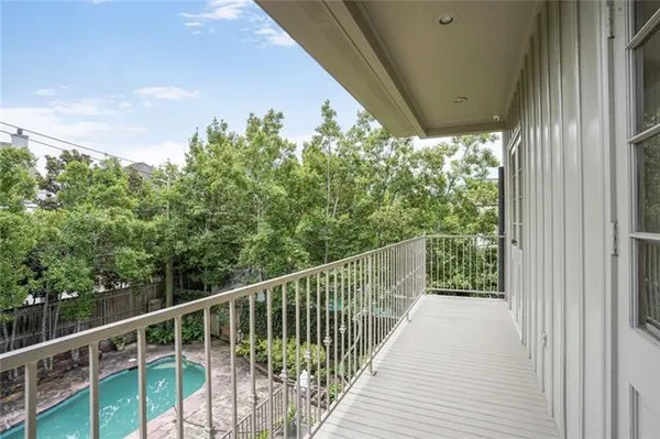 $1,342,000 | 43 Farnham Place, Metairie, LA 70005