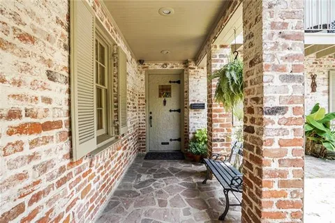 $1,342,000 | 43 Farnham Place, Metairie, LA 70005