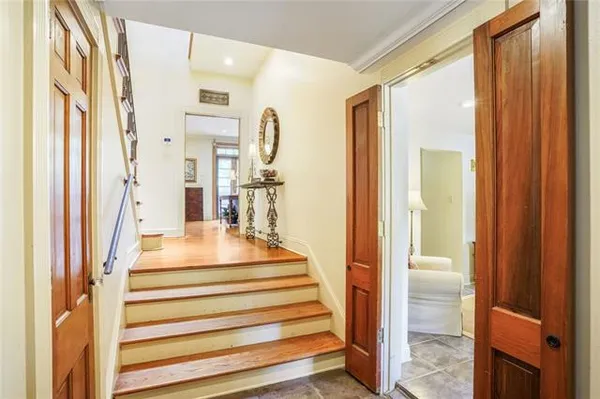 $1,342,000 | 43 Farnham Place, Metairie, LA 70005