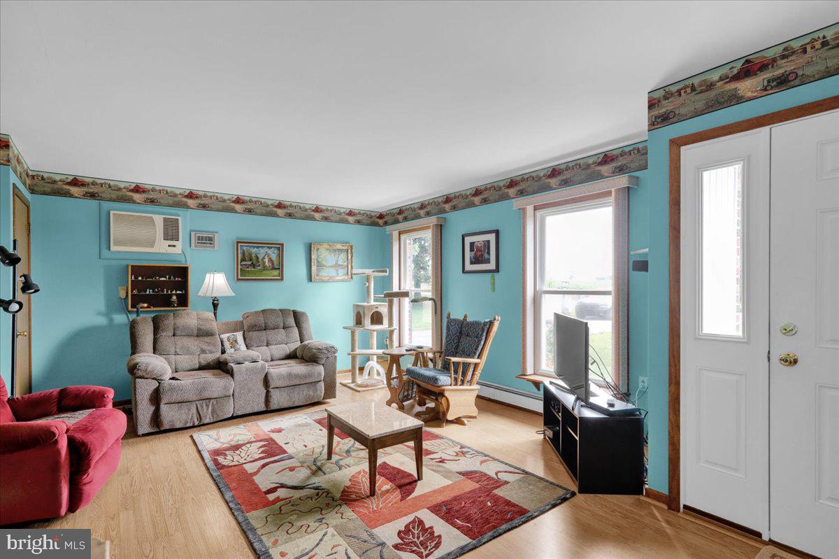 28 Topton Road Kutztown, PA 19530 - Photo 6 of 25 Gallery Image 6