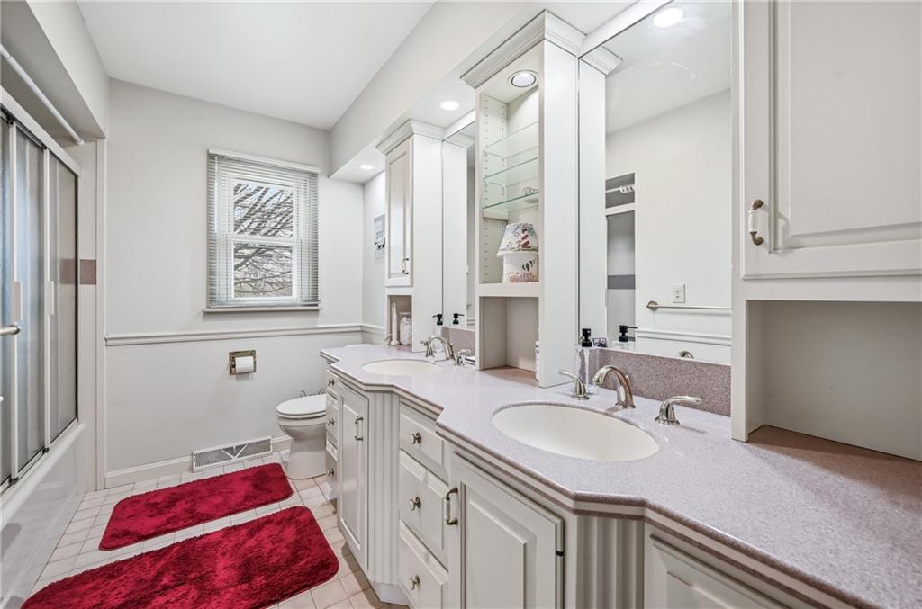 119 Donation Road Greenville, PA 16125 - Photo 28 of 44 FULL BATH FIRST FLOOR