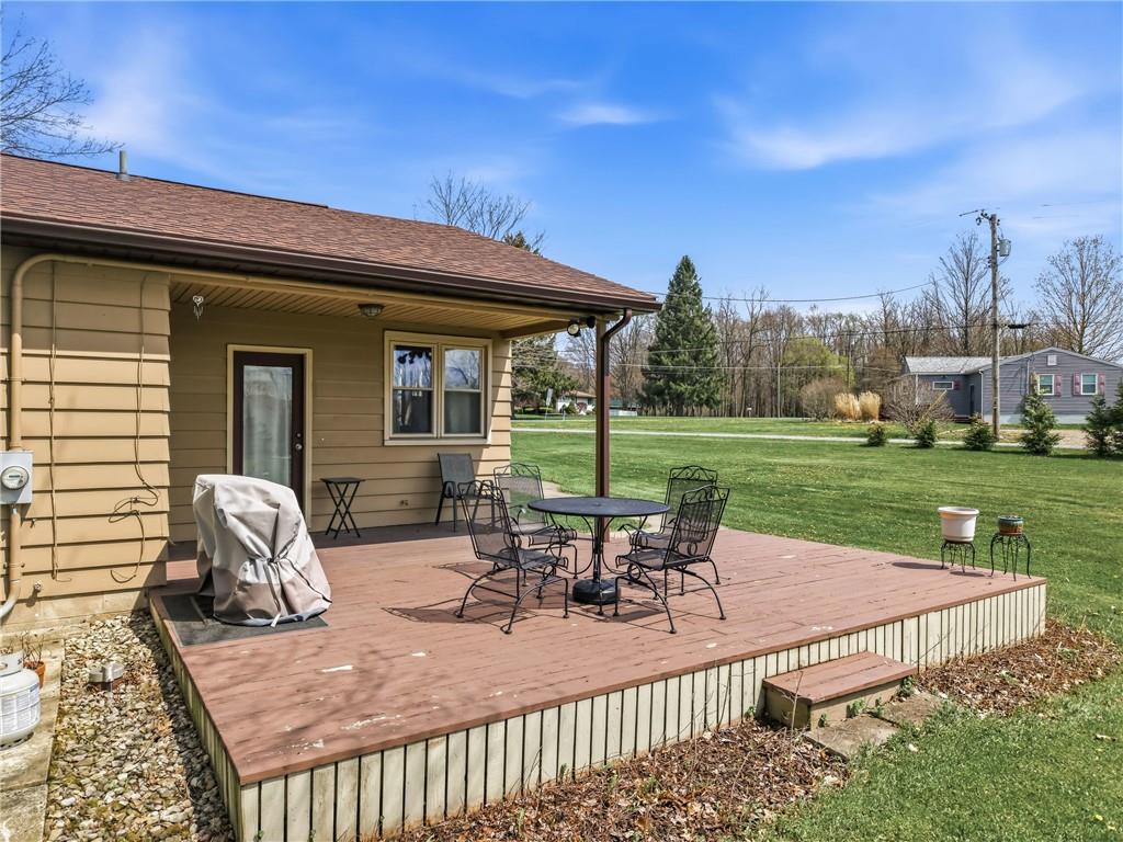 119 Donation Road Greenville, PA 16125 - Photo 5 of 44 BACK PARTIALLY COVERED PATIO