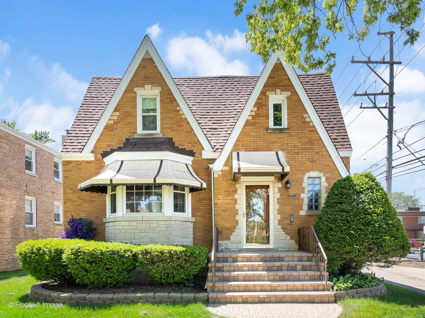 2216 14th Avenue North Riverside, IL 60546 - Photo 1 of 24 a front view of a house