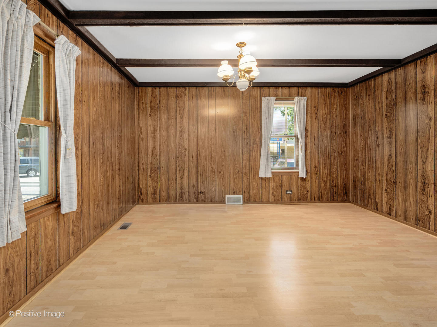 2216 14th Avenue North Riverside, IL 60546 - Photo 9 of 24 a view of an empty room with a chandelier fan