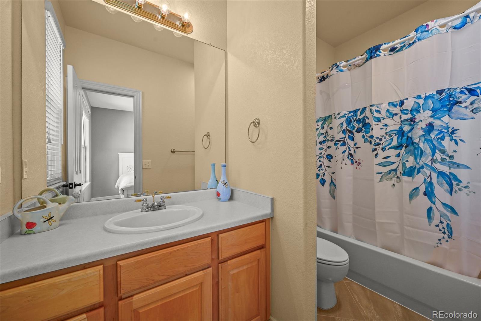 10123 Mockingbird Lane Highlands Ranch, CO 80129 - Photo 32 of 43