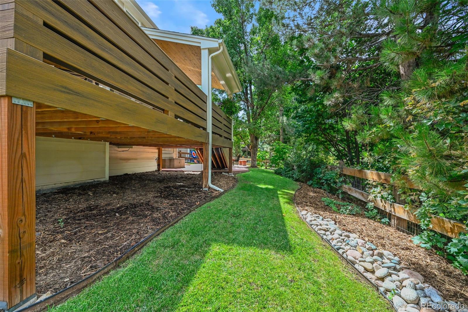 10123 Mockingbird Lane Highlands Ranch, CO 80129 - Photo 38 of 45 a view of a back yard