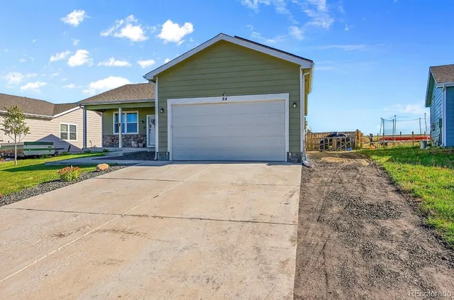 $440,000 | 84 South 4th Avenue, Deer Trail, CO 80105