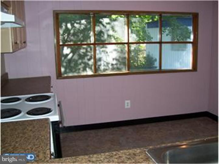 1762 Crown Point Road, Unit C23 Thorofare, NJ 08086 - Photo 6 of 9 Kitchen