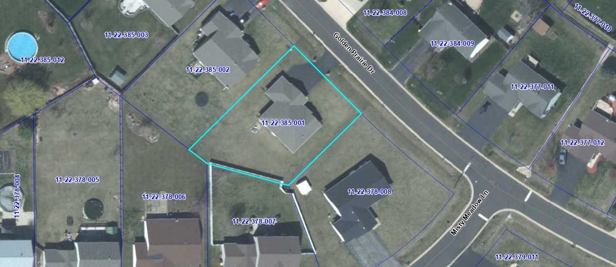 726 Golden Prairie Drive Davis Junction, IL 61020 - Photo 29 of 29 a picture of a glass door