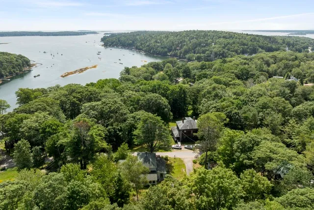 $1,100,000 | 74-76 Bay Street, Boothbay Harbor, ME 04538