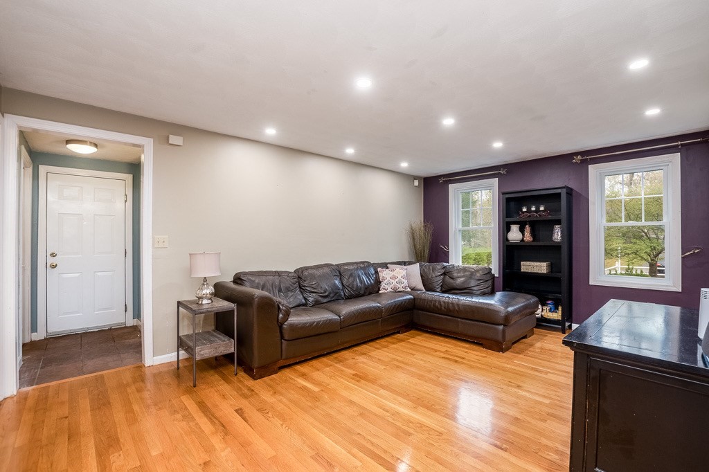 535 Bird Road Mansfield, MA 02048 - Photo 13 of 30 Gallery Image 13