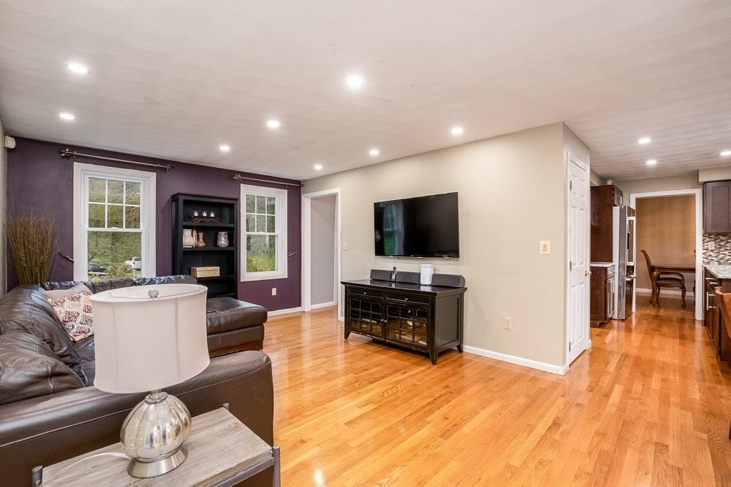 535 Bird Road Mansfield, MA 02048 - Photo 17 of 30 Gallery Image 17