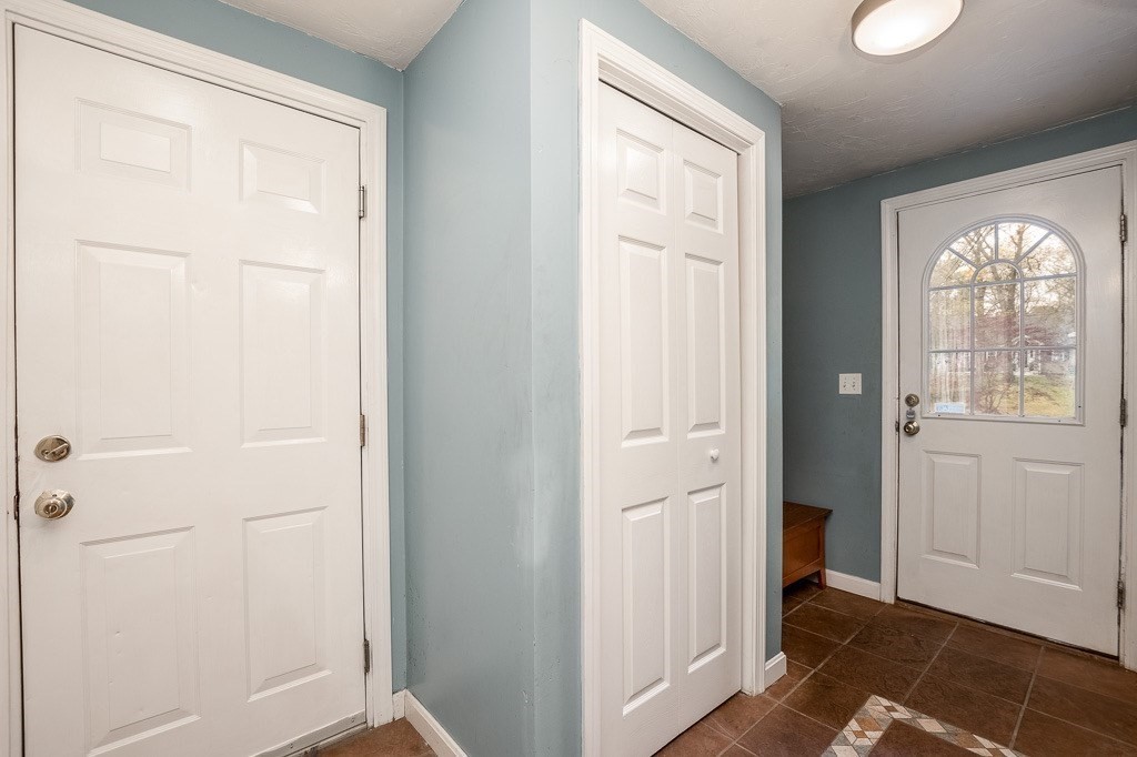 535 Bird Road Mansfield, MA 02048 - Photo 18 of 30 Gallery Image 18