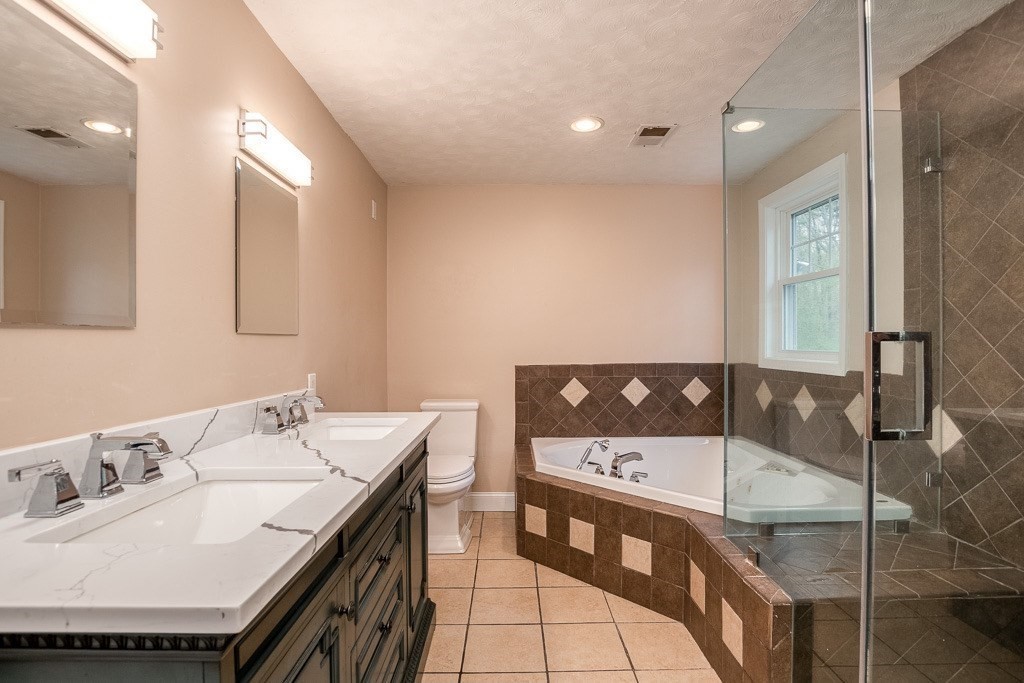 535 Bird Road Mansfield, MA 02048 - Photo 26 of 30 Gallery Image 26