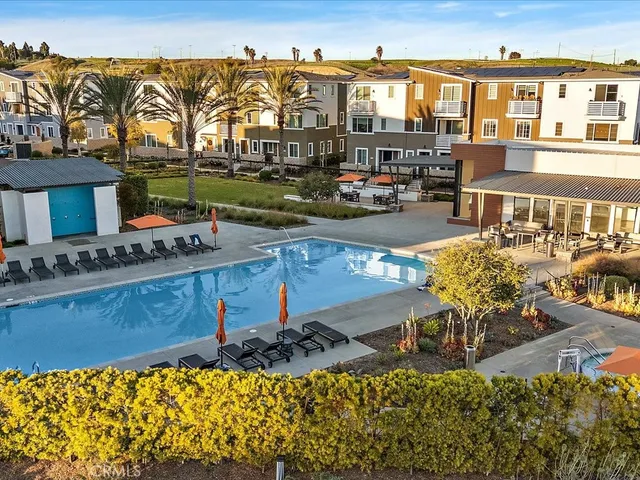 a view of city view and ocean view