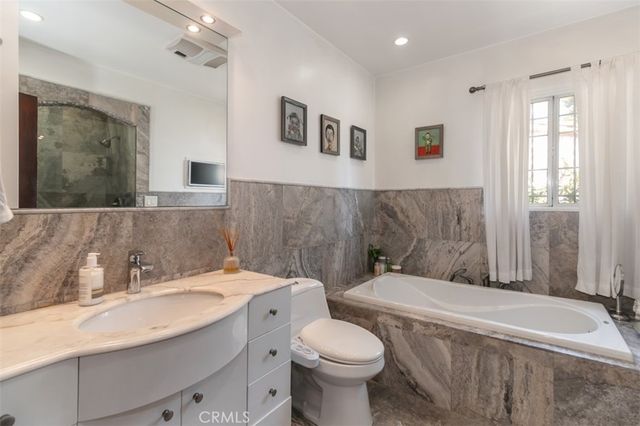 $8,250 | 4245 Riverton Avenue, Studio City, CA 91602