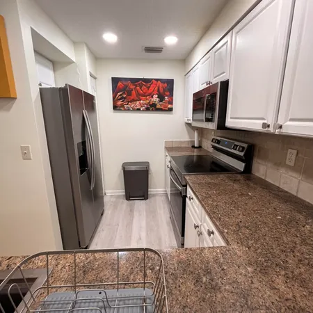 $3,300 | 2018 Alta Meadows Lane, Unit 405, Delray Beach, FL 33444