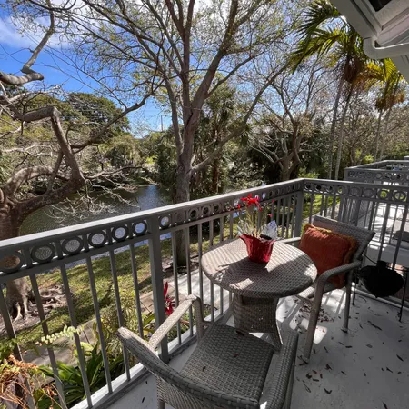 $3,300 | 2018 Alta Meadows Lane, Unit 405, Delray Beach, FL 33444