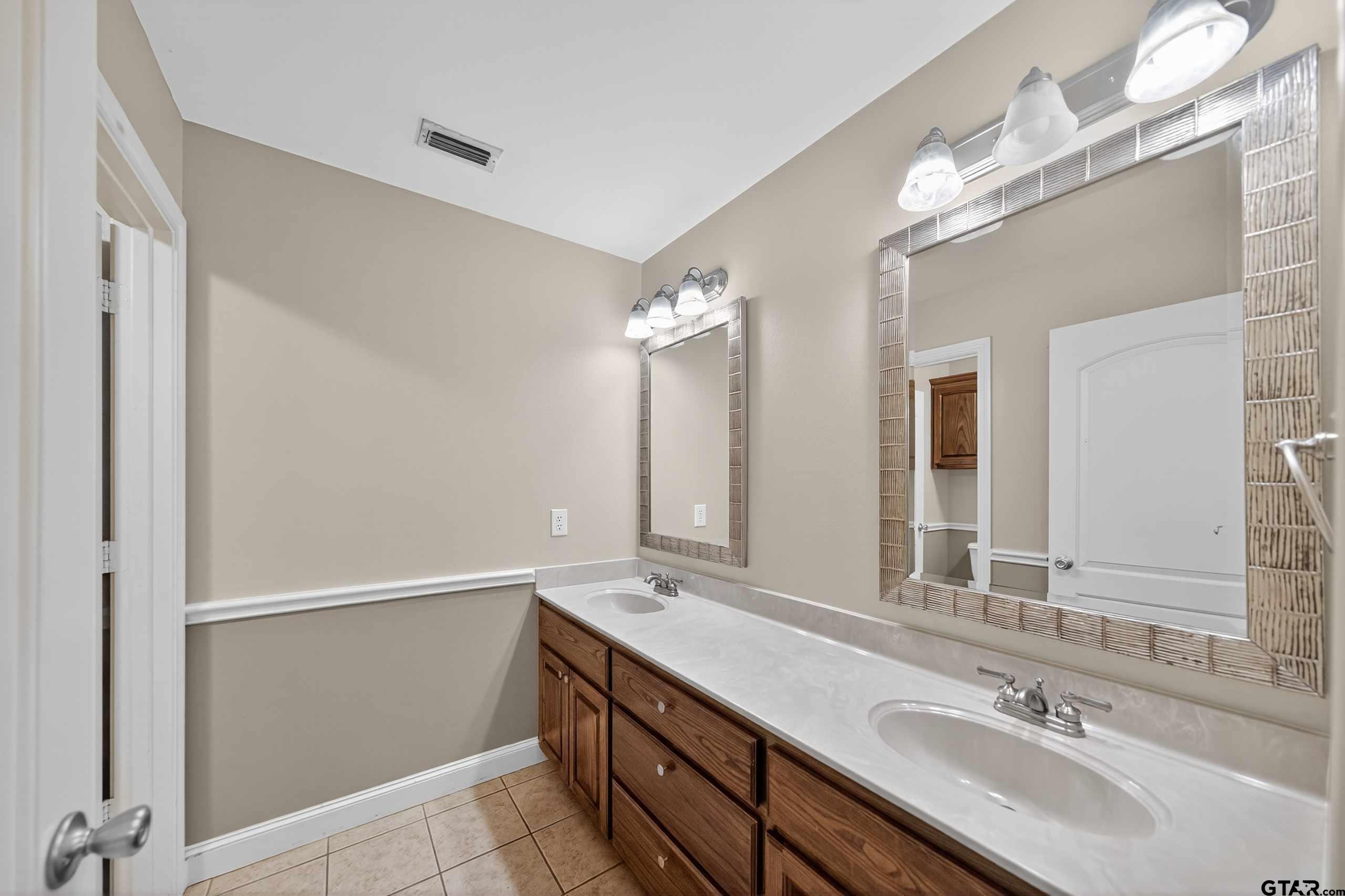 21281 Altuda Lane Flint, TX 75762 - Photo 8 of 38