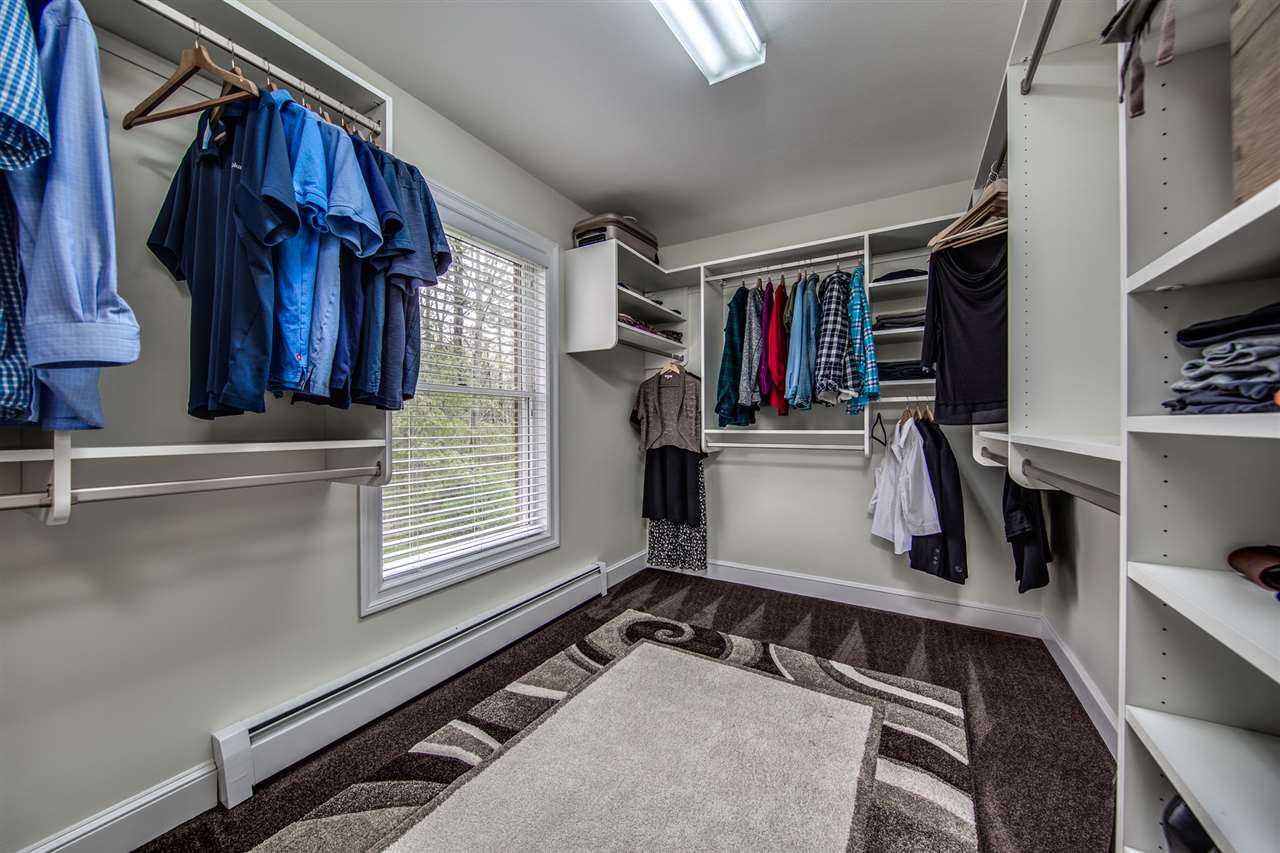 8 Camelot Road Windham, NH 03087 - Photo 24 of 40