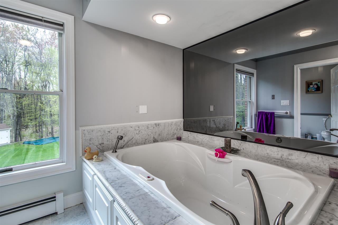 8 Camelot Road Windham, NH 03087 - Photo 26 of 40