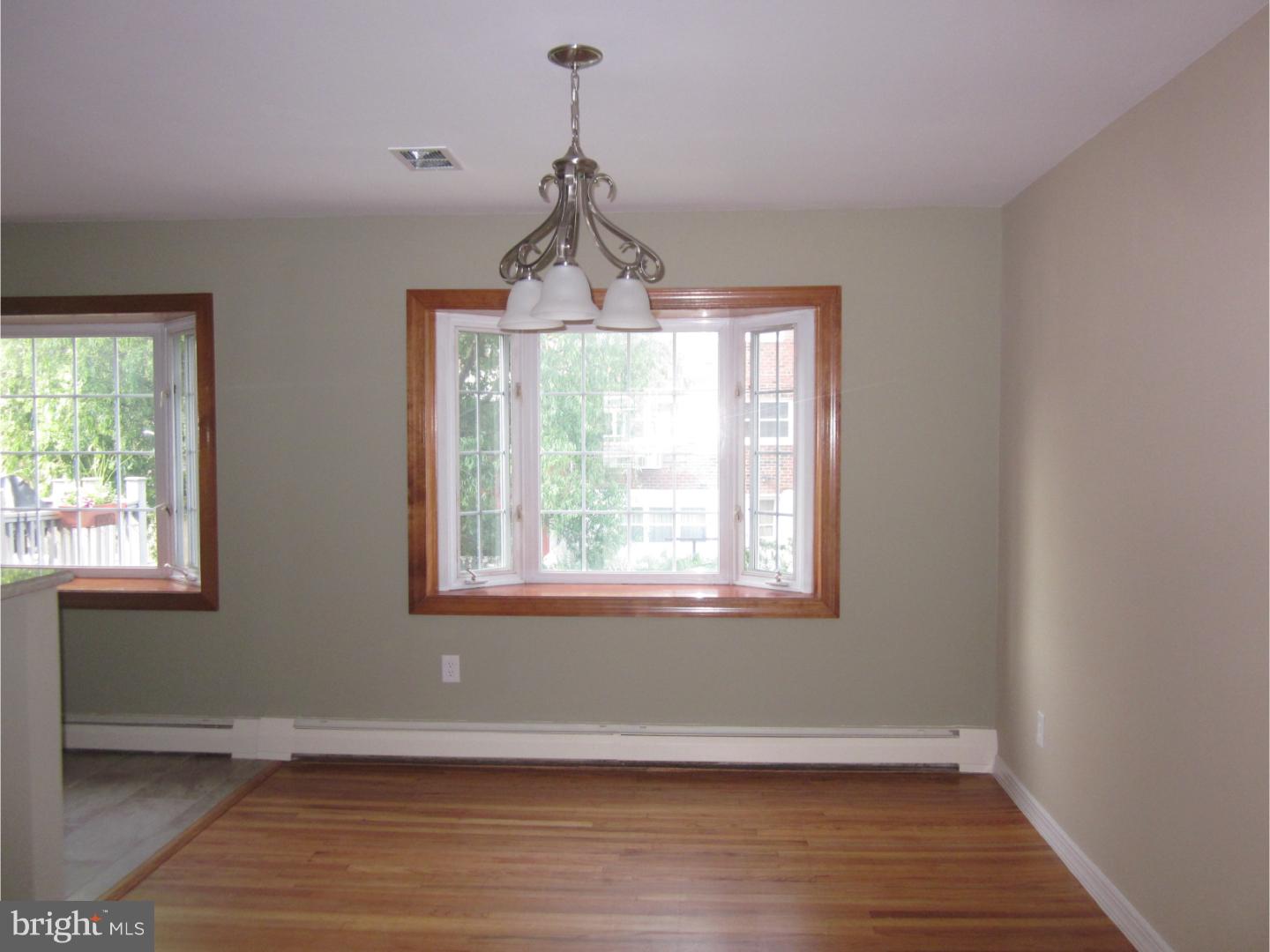 3586 Brookview Road Philadelphia, PA 19154 - Photo 8 of 24 Dining Room