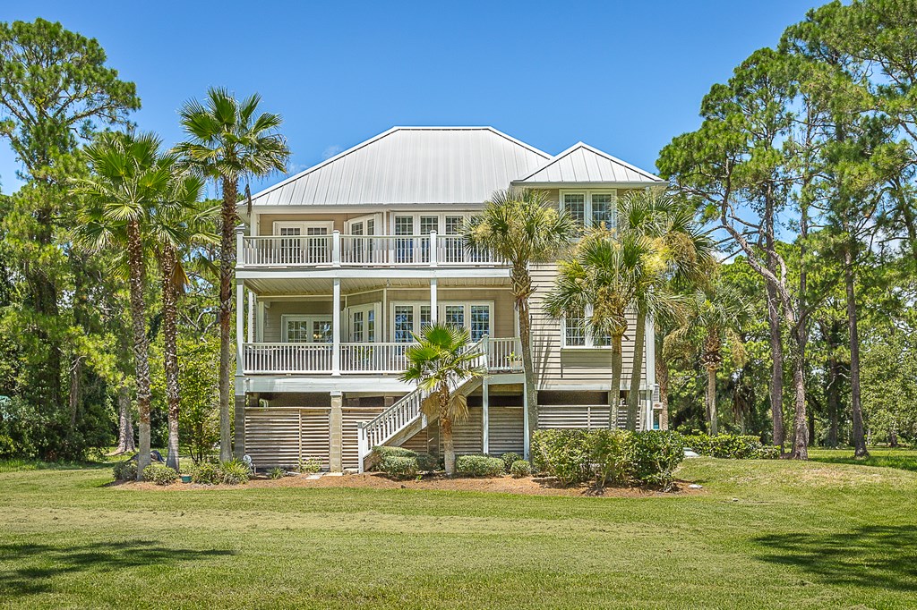 200 Gramercy Plantation Road Eastpoint, FL 32328 - Photo 2 of 58