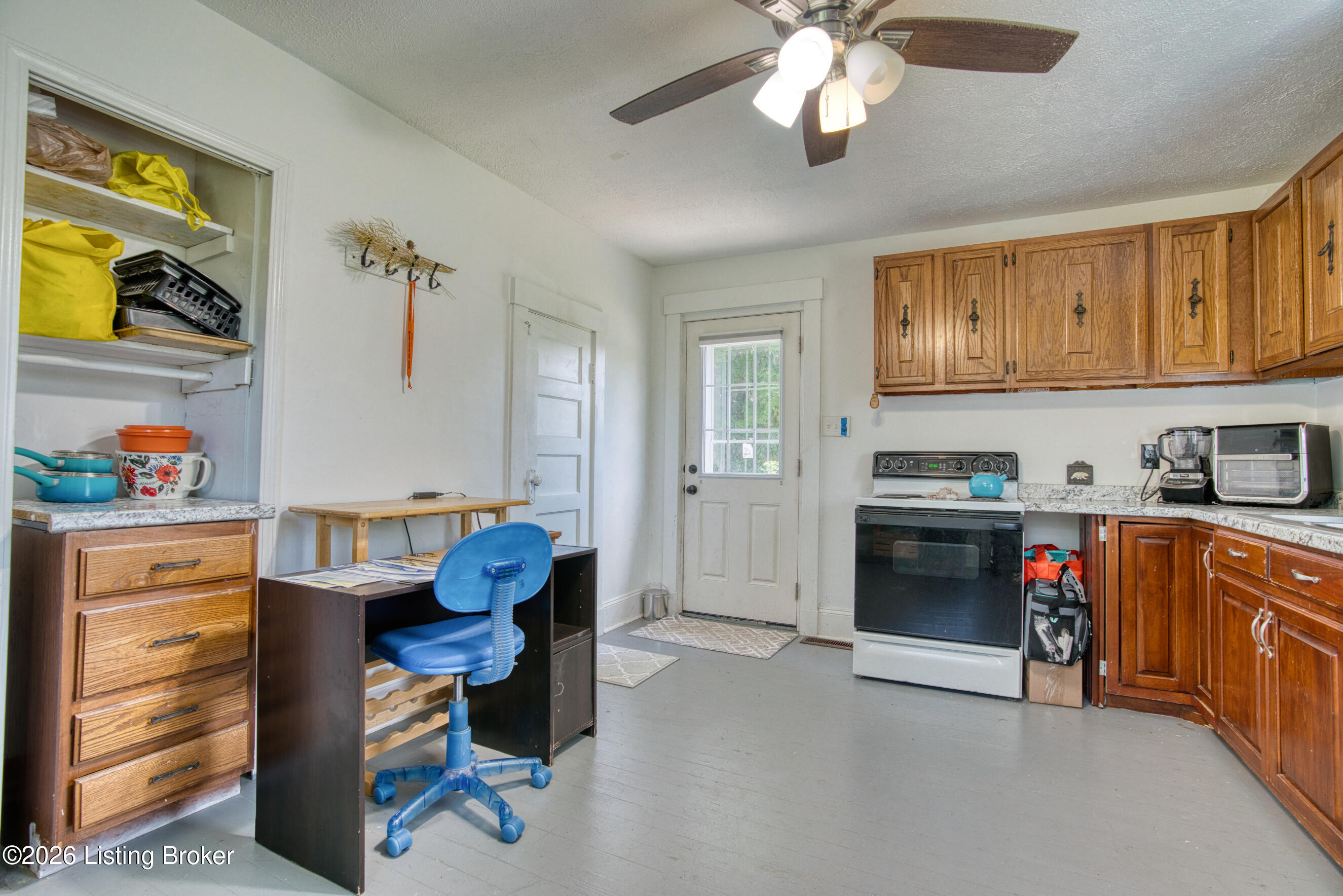 5703 Billtown Road Louisville, KY 40299 - Photo 10 of 39 MLS FIT__DSC6336_hdr_1
