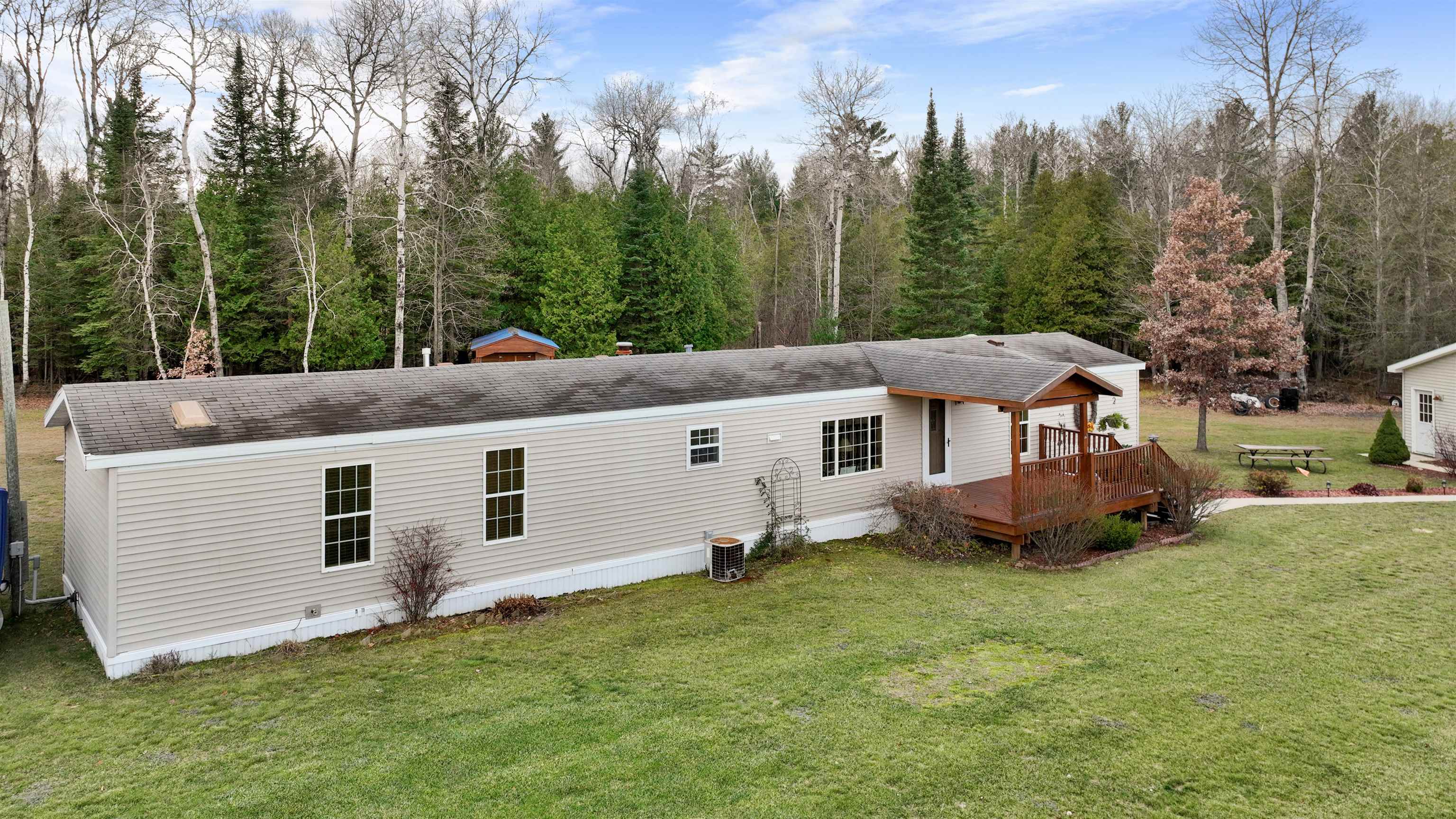 11716 East 12 Road Manton, MI 49663 - Photo 4 of 60 1906601-3.JPG