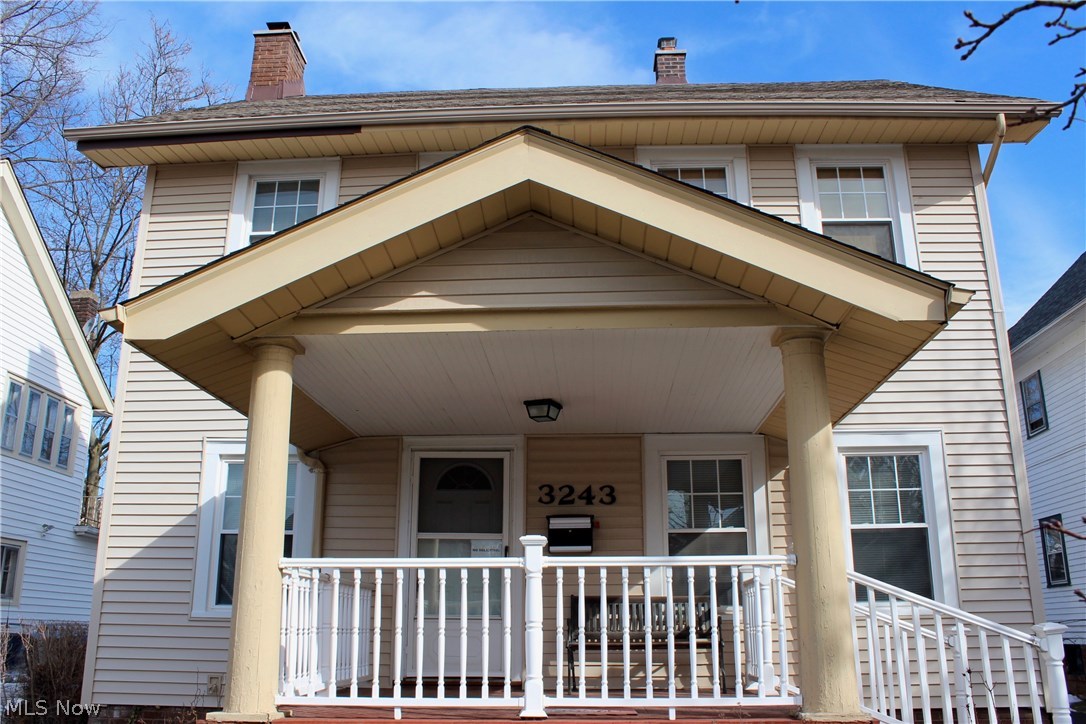 3243 East Overlook Road Cleveland Heights, OH 44118 - Photo 4 of 21
