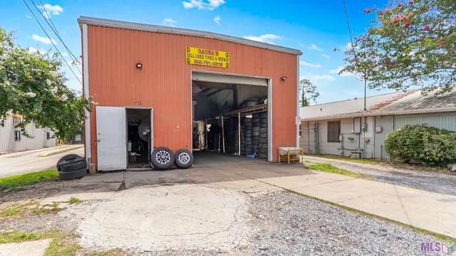 $399,000 | 1118 Grand Caillou Road, Houma, LA 70363